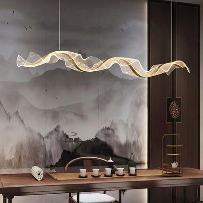 Elegant Wave-Shaped Glass