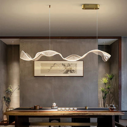 Elegant Wave-Shaped Glass